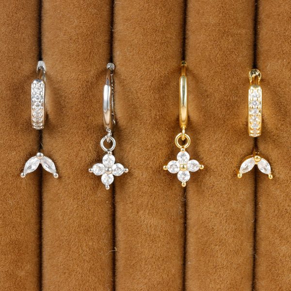 01777f63-8133-4fa6-b71c-92c7f8b2e6a3.jpg Flower Studded Diamond Stacked Earring Set