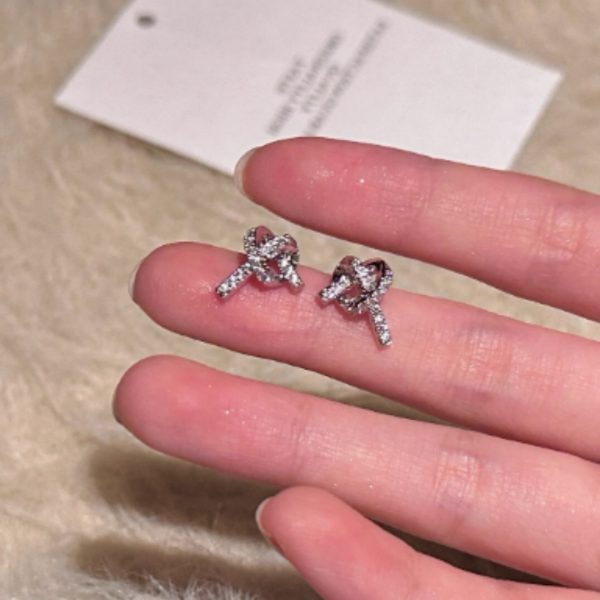 Knotting Exquisite Zircon Earrings For Women S925 Silver Light Luxury