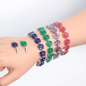 Copper Inlaid Zircon Flower Bracelet