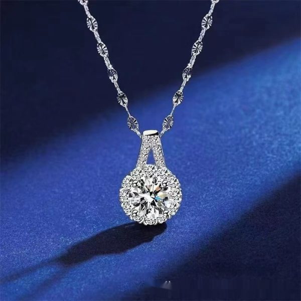 Titanium Steel Moissanite Necklace With Women's Lace Pendant