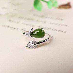 Leaf Water Drop Fashion Ring