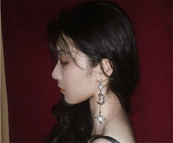 Shining Asymmetrical Rhinestone Drop Earrings