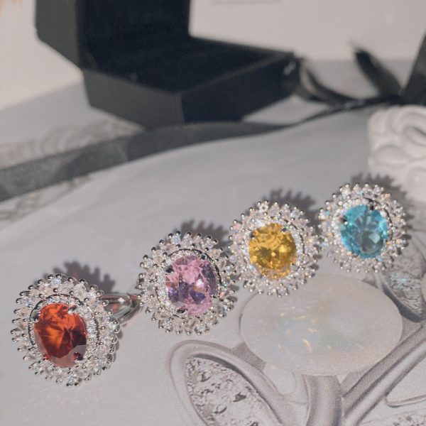 Micro-inlaid Zirconium Eye-catching Luxury Ring Female Plated 18K