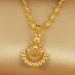 India Africa Light Luxury Shell Necklace Earrings Suit