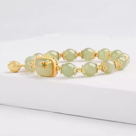 Fashion Cube Sugar Lotus Seedpod Bracelet For Women