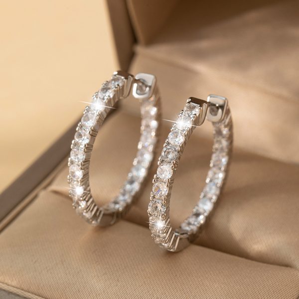 Copper Inlaid Zirconium Fashionable All-match Personalized Circle Earrings