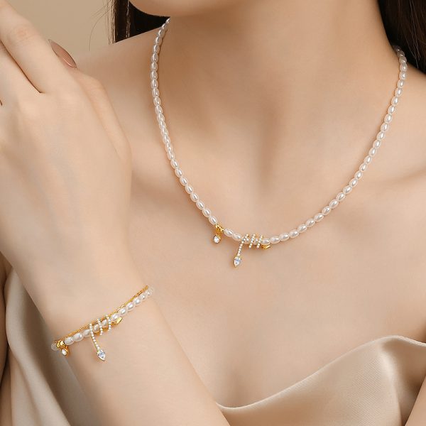 Pearl Snake Classic Style Snake Year Beaded Bracelet