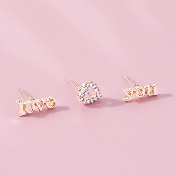 LOVE YOU Heart-shaped Diamond Small Ear Studs 3-piece Set