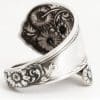 Fashion Retro Flower Shaped Ring