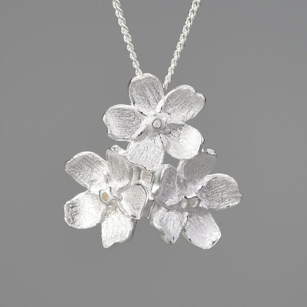 1025f2f8-9182-414e-aa59-eb41cbb0ac29.jpg Myosotis Sylvatica Sterling Silver Pastoral Style Hand-designed Decorations