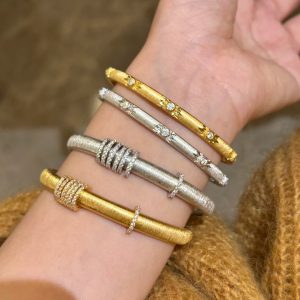 Woven Carved Gold Bracelet Good Luck Comes Brushed High-grade Light Luxury Bracelet For Women