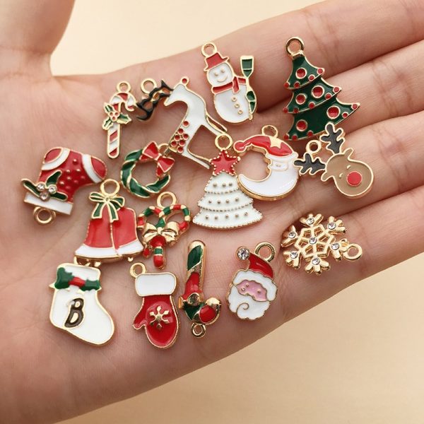 30 Christmas oil drop pendants