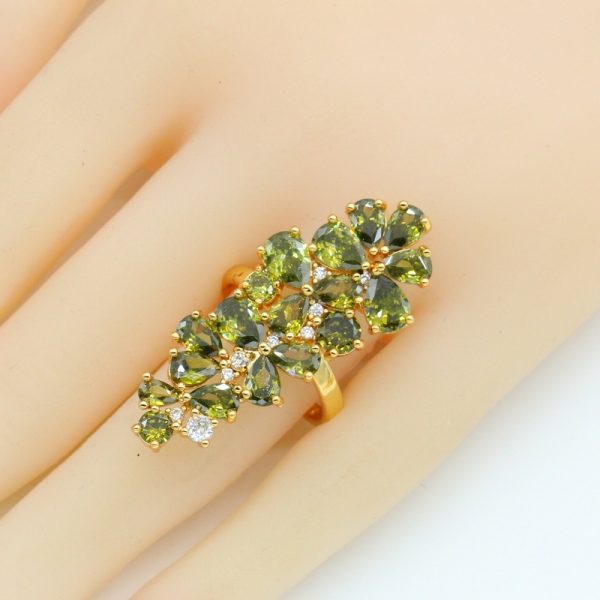 1446b1c1-7bed-40dd-b7fe-8fb805b8b157.jpg Olive Green Stone Cubic Zirconia Earrings Pendant Necklace Bracelet Ring
