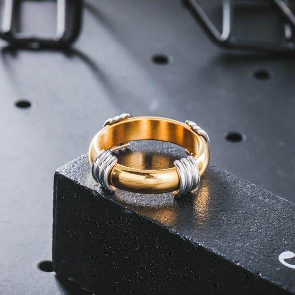 Female Punk Room Gold Ring Inlaid With Titanium Steel Ring