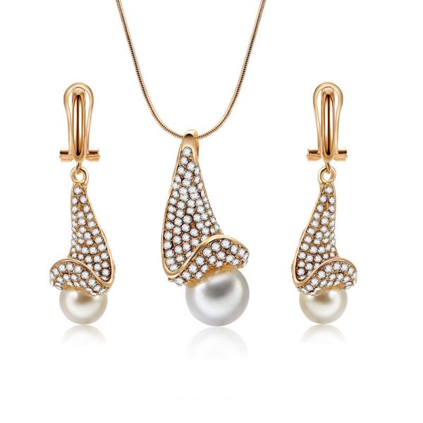 Fashion Simple Alloy Pearl Necklace Two-piece Earring Jewelry Set
