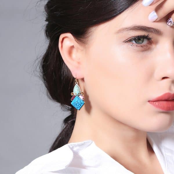 Natural pine stone ear studs