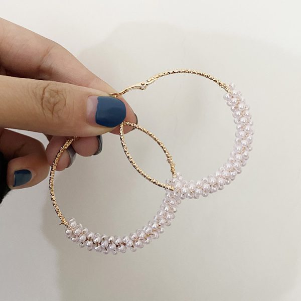 Simple And Versatile Retro Fashion Metal Circle Pearl Winding Geometric Hoop Earrings