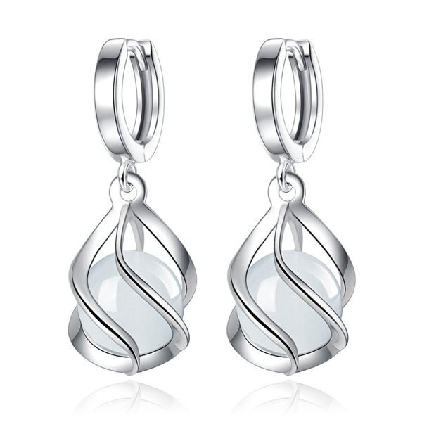 Retro Ethnic Cat's Eye Stone Ear Jewelry