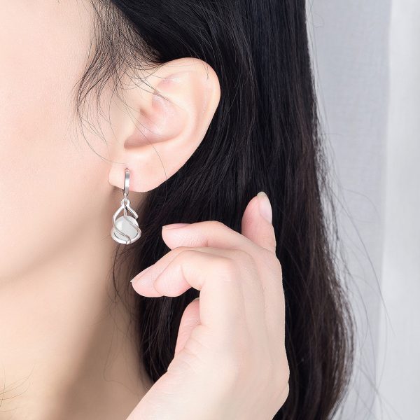 Retro Ethnic Cat's Eye Stone Ear Jewelry