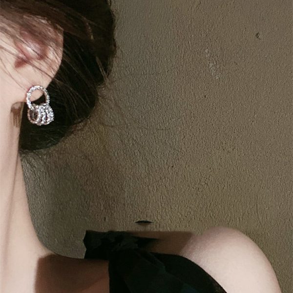 1621993488315.jpg Exquisite Temperament Earrings Circle Diamond-set Simple And Small