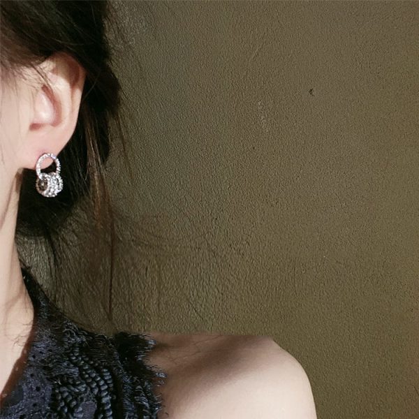 1621993488318.jpg Exquisite Temperament Earrings Circle Diamond-set Simple And Small