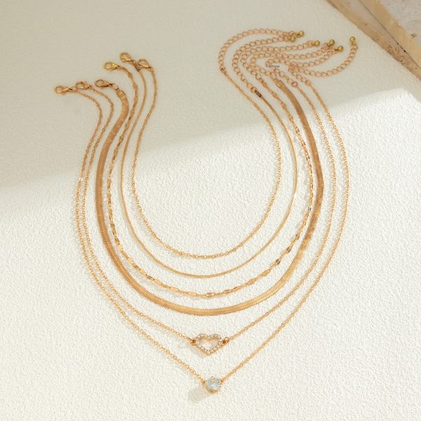 16271aa0-5e65-48db-ac5e-70c51bec7314_trans.jpeg Snake Bone Chain Contrast Color Necklace Women's Versatile Diamond