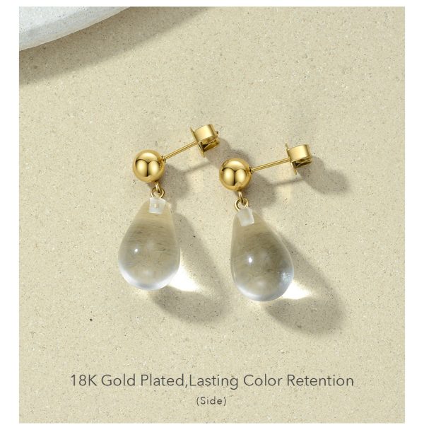 Transparent drop earrings