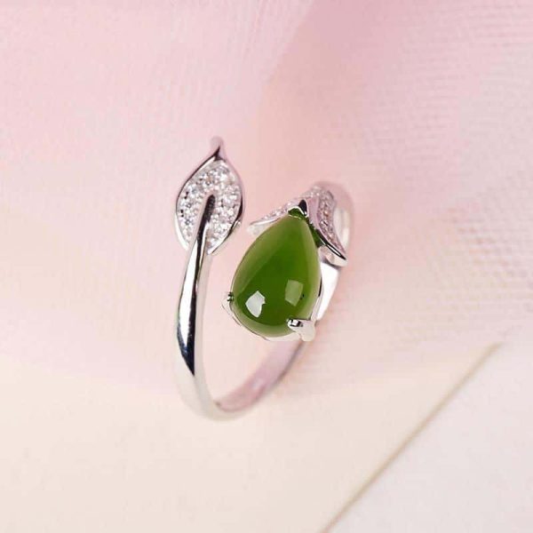 Leaf Water Drop Fashion Ring