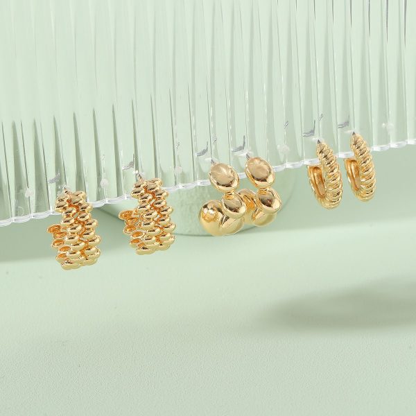 Metal Grain Spiral Cold Wind Set Earrings
