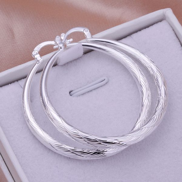 Large ear circle round ear buckle