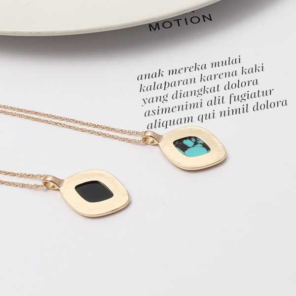 Abalone Shell Turquoise Inlaid Exquisite Short Chic Necklace