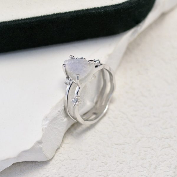 S925 Silver Irregular Triangle Moonstone Ring Personality Fashion Minority Design Female Ring