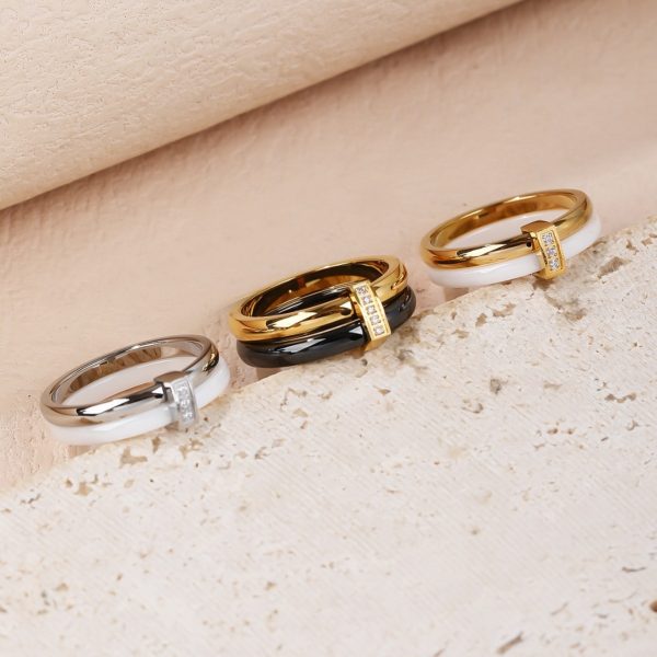 Simple Glossy Stitching Inlaid Zirconium Ring