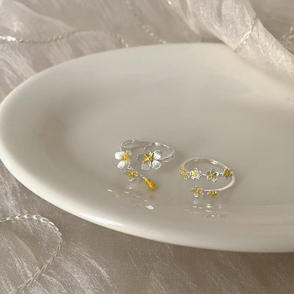 Three-dimensional Flower Jasmine Flower Ring