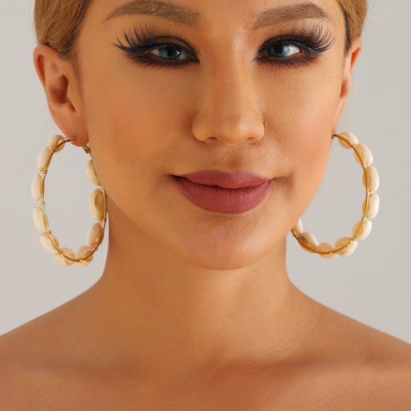 Women's Exaggerated Geometric Big Circle Shell Earrings