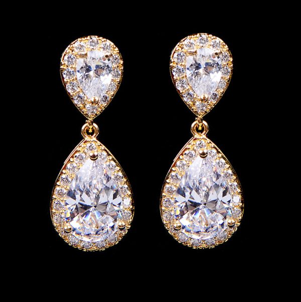Drop zircon earrings