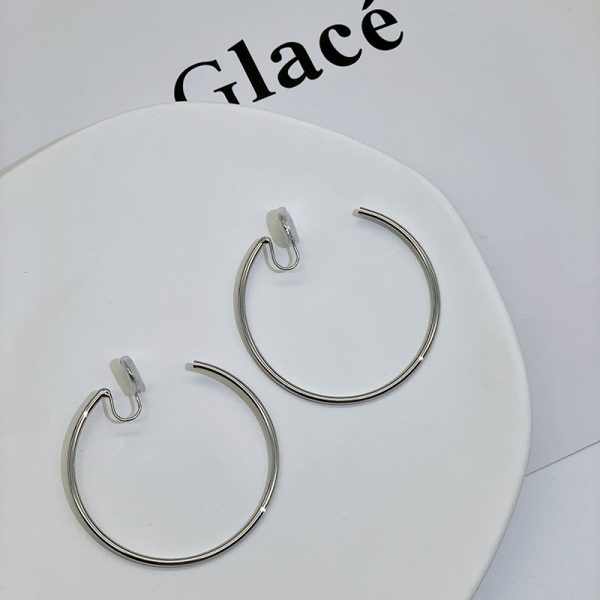 Women's Temperament Circle Mosquito Coil Ear Clip To Show Thinness