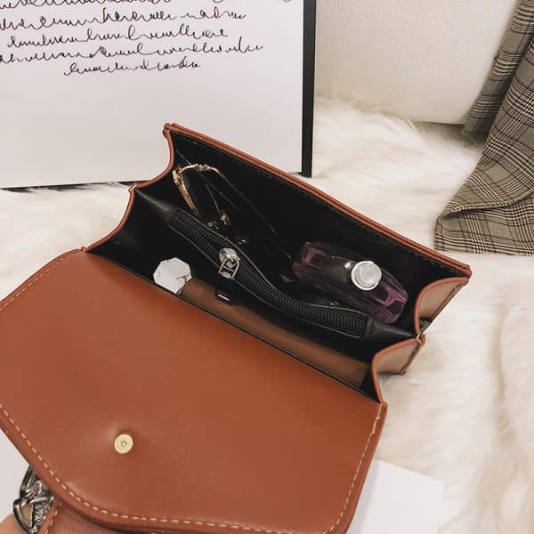 Stone chain shoulder bag
