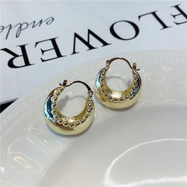 Niche Design Metal Circle Ear Clip Women