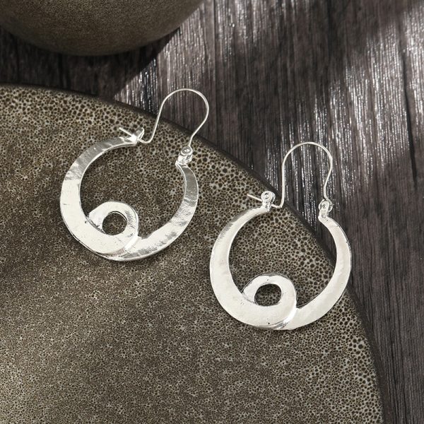 Creative Hollow Bohemian Beautiful Circle Pendant Earrings
