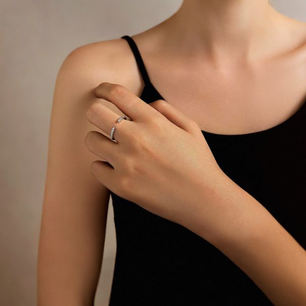 Commuting Twin Style Shining Gang Drill Index Finger Ring