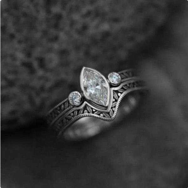 Women's Retro Simple And Exaggerated Personality Ring