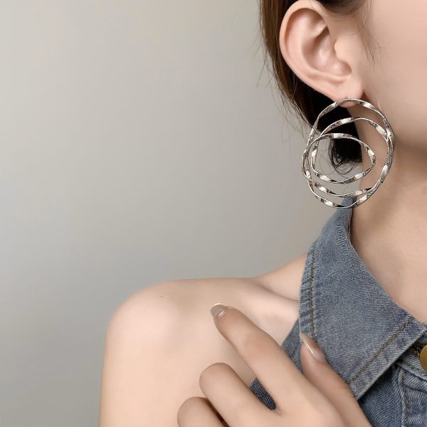 Style Exaggerated Big Circle Three-dimensional Twisted Personality Ear Studs Cold Style High Sense