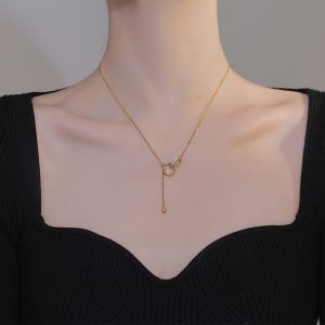 Design Tassel Clavicle Chain Fashion Temperament Necklace