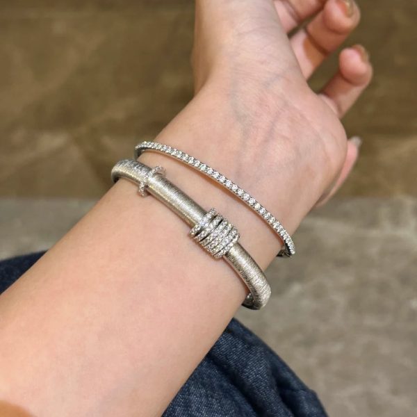 Woven Carved Gold Bracelet Good Luck Comes Brushed High-grade Light Luxury Bracelet For Women