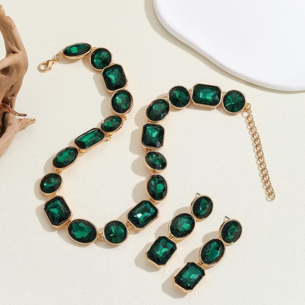 Luxurious Style Antique Style Gorgeous Shiny Crystal Colored Gems Necklace For Women