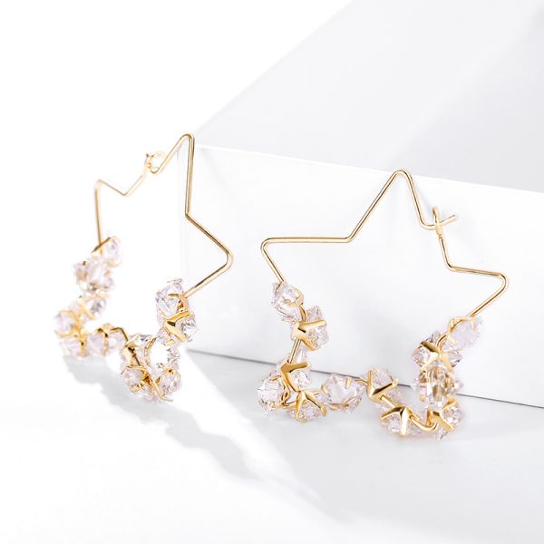 Hong Kong style exaggerated temperament large circle fashion earrings women's five-pointed star design sense fashion simple geometric creative earrings