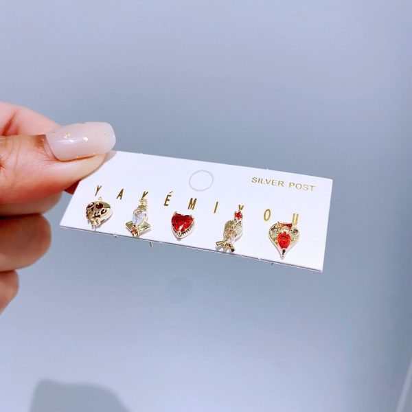 30e791c8-a0bc-4fb1-a02a-44b73a07ddd2.jpg Zircon Earrings 5-piece Set