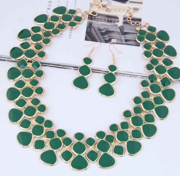 Europe and the United States personality set alloy drop oil geometric irregular short clavicle necklace earrings jewelry set female jewelry