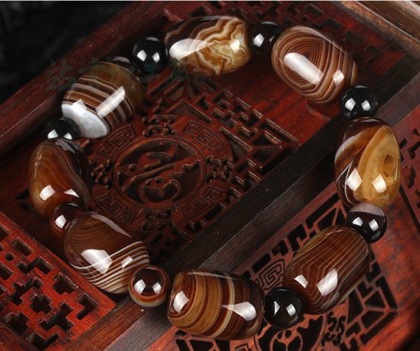 A Lucky Drum Bead Buddhist Prayer Bead Bracelet